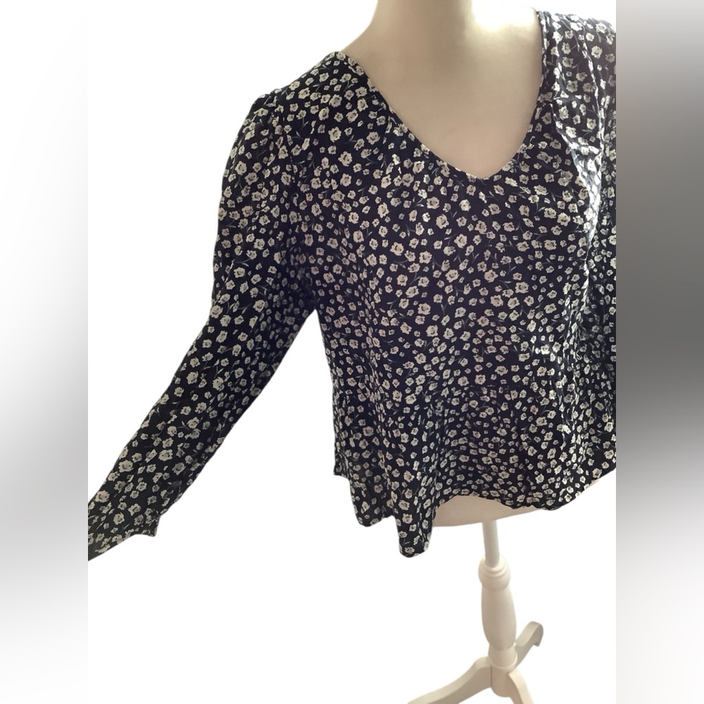 a.n.a Black and White Patterned Blouse